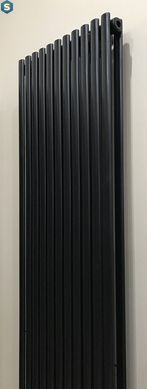 Дизайнерский радиатор вертикальный Betatherm Elipse 2 H-1800мм, L-445мм, нижнее подключение BCV2180/11 9005M 99, Черный матовый