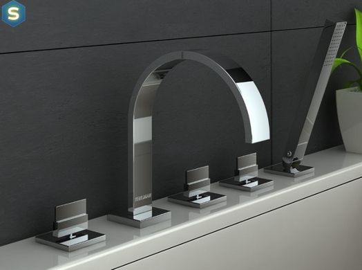 Смеситель на борт ванны Kohlman Axis chrome QB262N, Хром