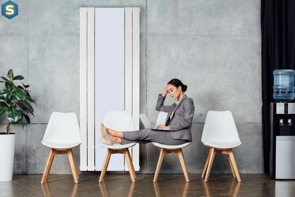 Дизайнерский радиатор Betatherm Mirror 1 H-1800 мм, L-609 мм, с зеркалом, нижнее подключение LE 1118/08 9016 99, Белый матовый